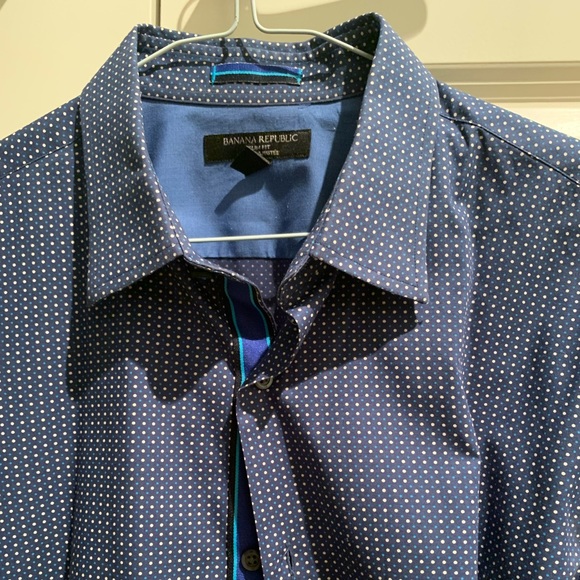 Banana Republic Button-Down Long Sleeve - Picture 2 of 3